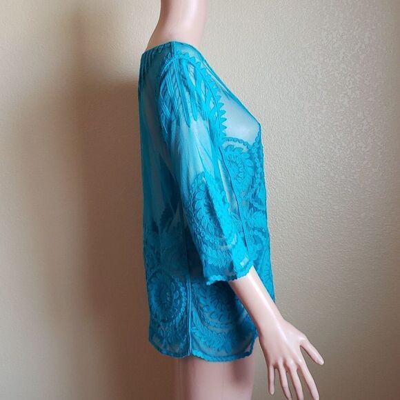 Renjo women's sheer embroidered top - Picture 4 of 9